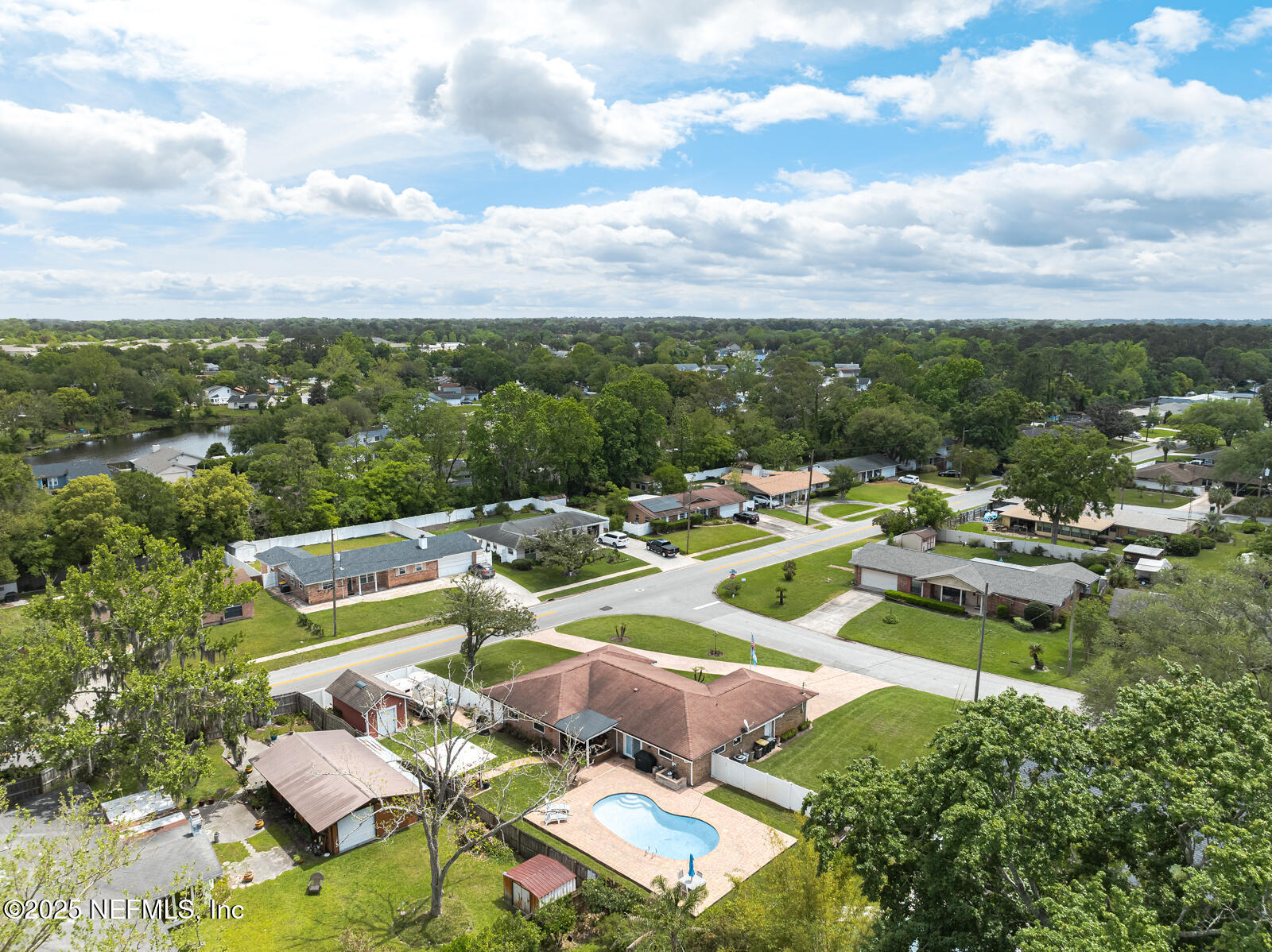 706 Montego Road East Jacksonville, FL 32216 - Photo 7 of 49 706 Montego Rd E_32216-46