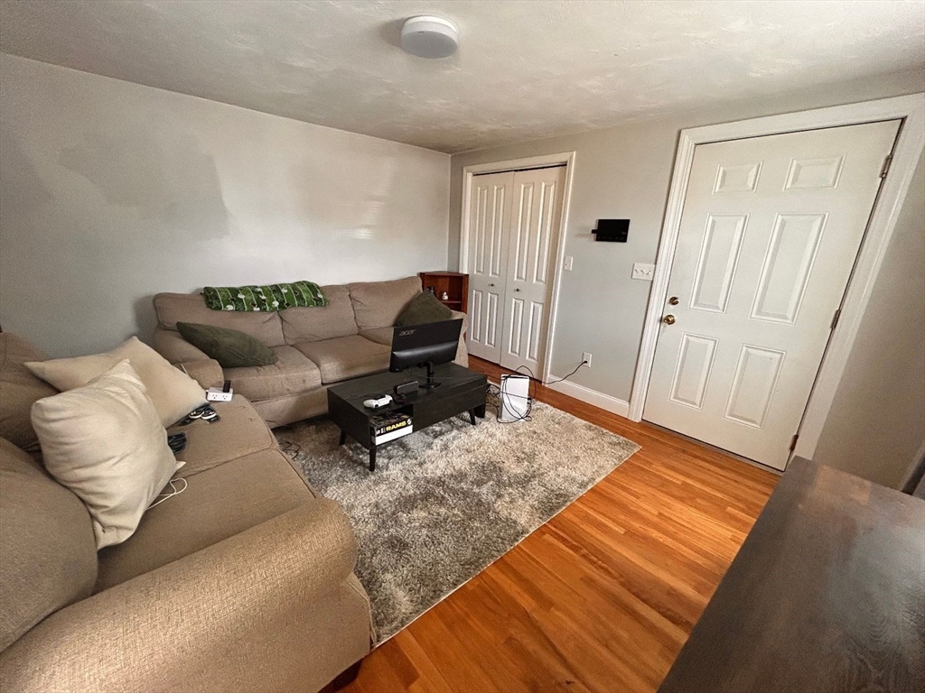 2246 Providence Road Northbridge, MA 01534 - Photo 14 of 24