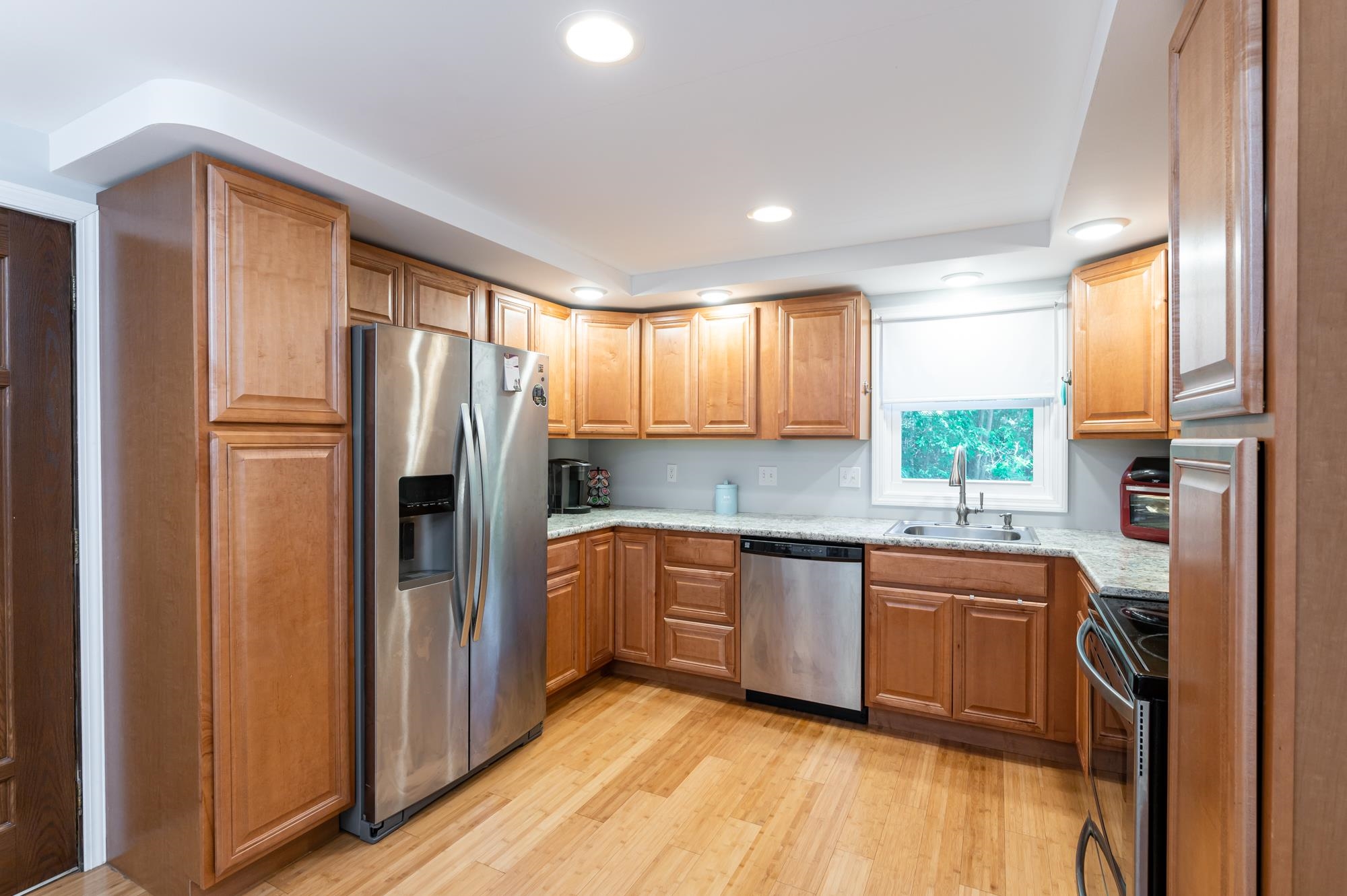 25 Stark Road Derry, NH 03038 - Photo 12 of 34