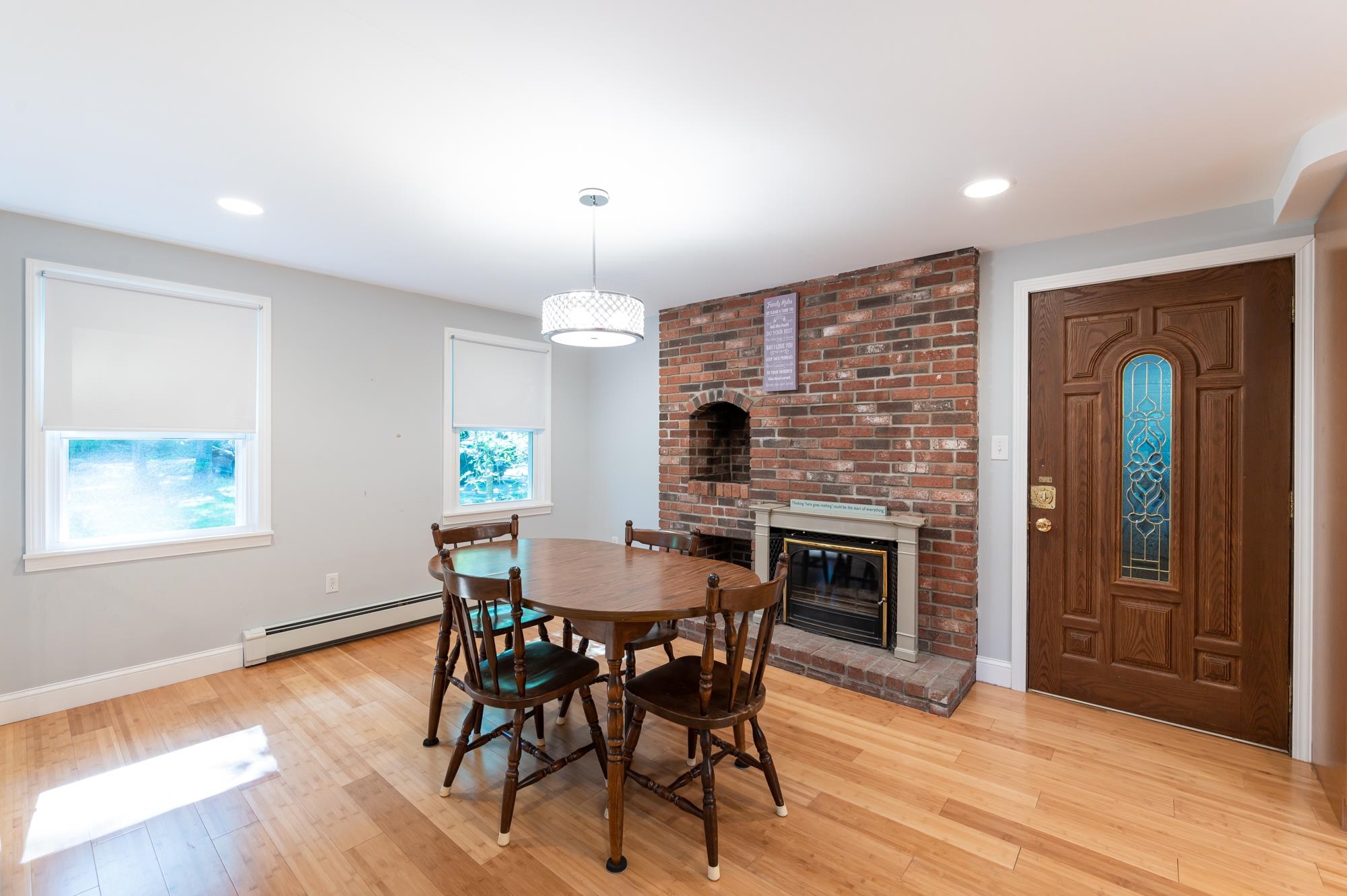 25 Stark Road Derry, NH 03038 - Photo 13 of 34