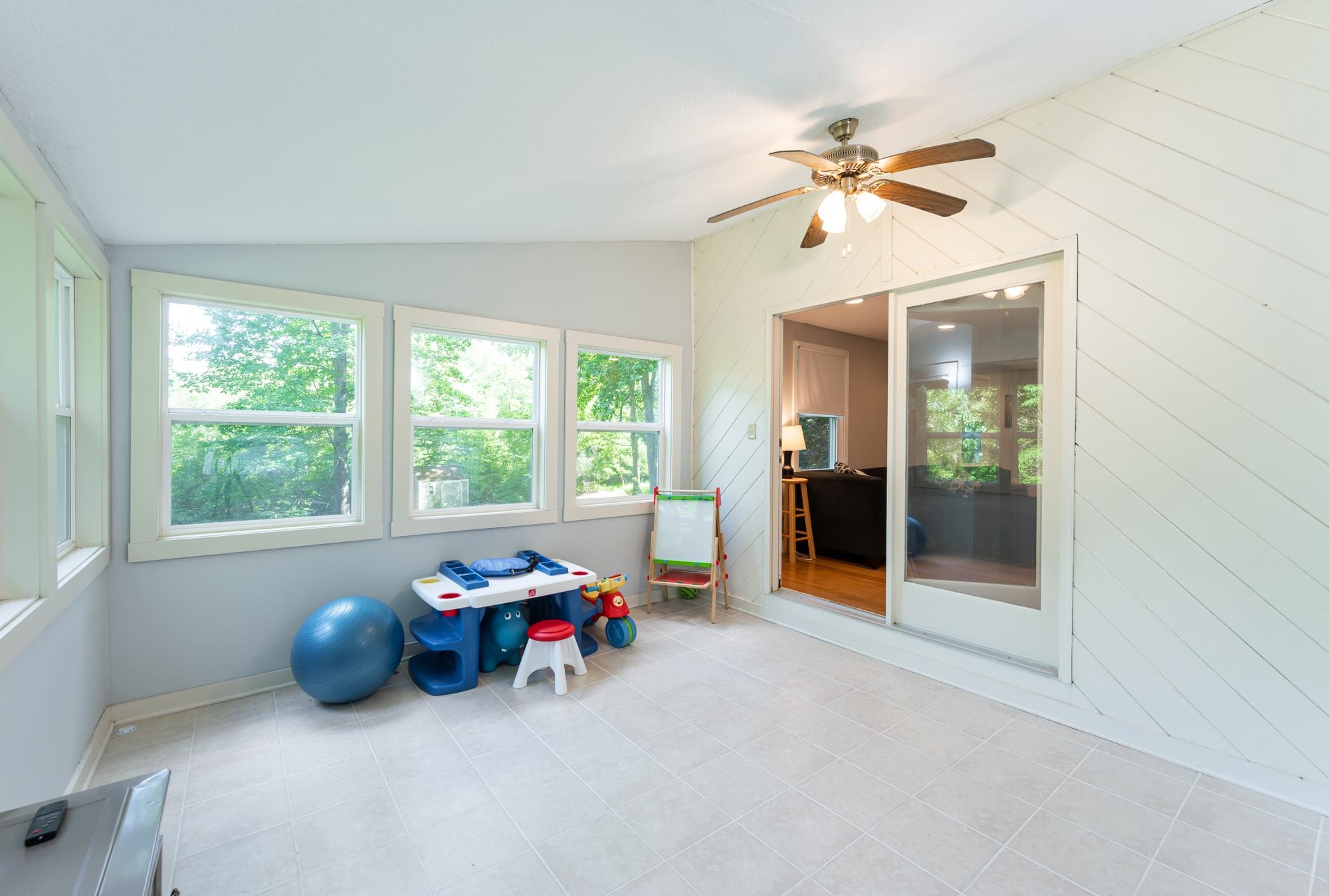 25 Stark Road Derry, NH 03038 - Photo 22 of 34