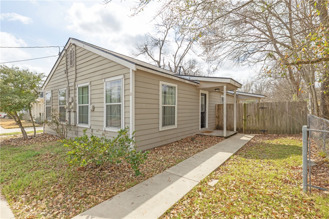 1319 Antone Street Bryan, TX 77803 - Photo 22 of 37