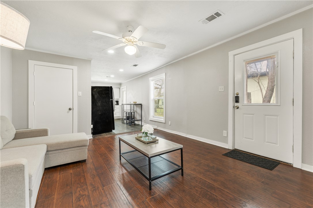 1319 Antone Street Bryan, TX 77803 - Photo 27 of 37
