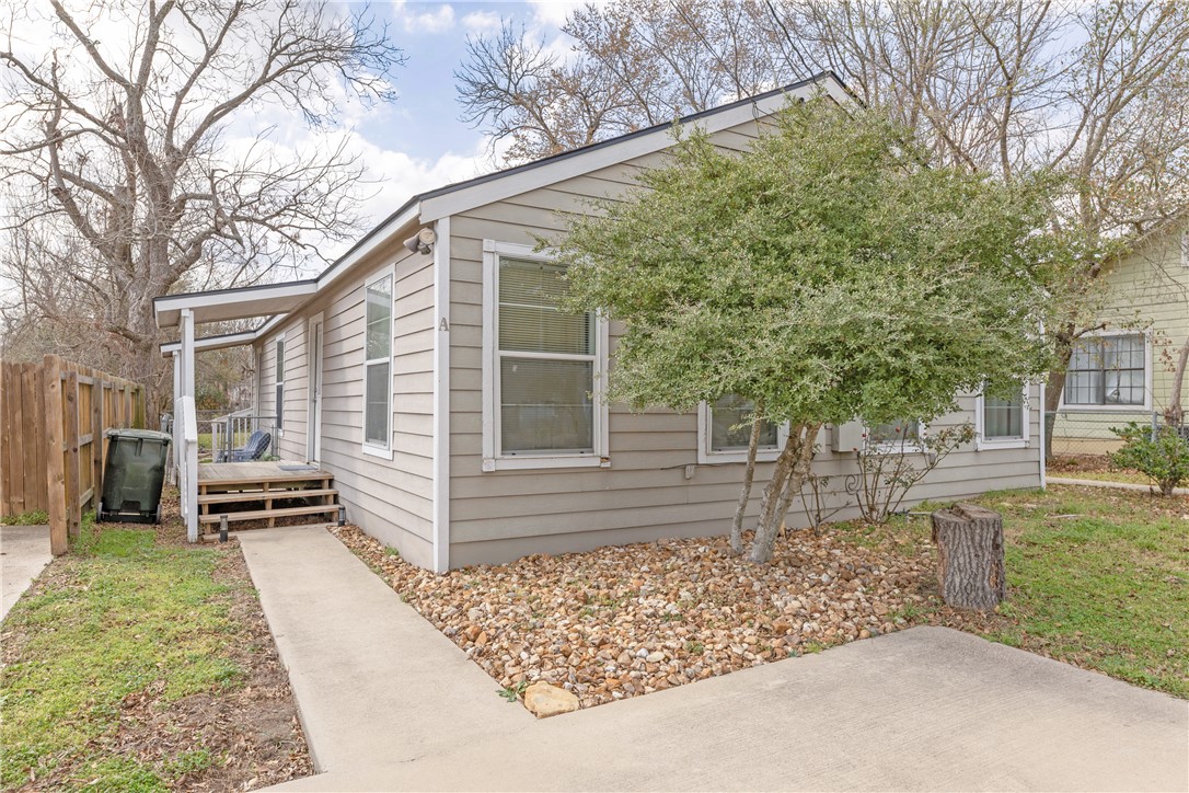 1319 Antone Street Bryan, TX 77803 - Photo 6 of 37