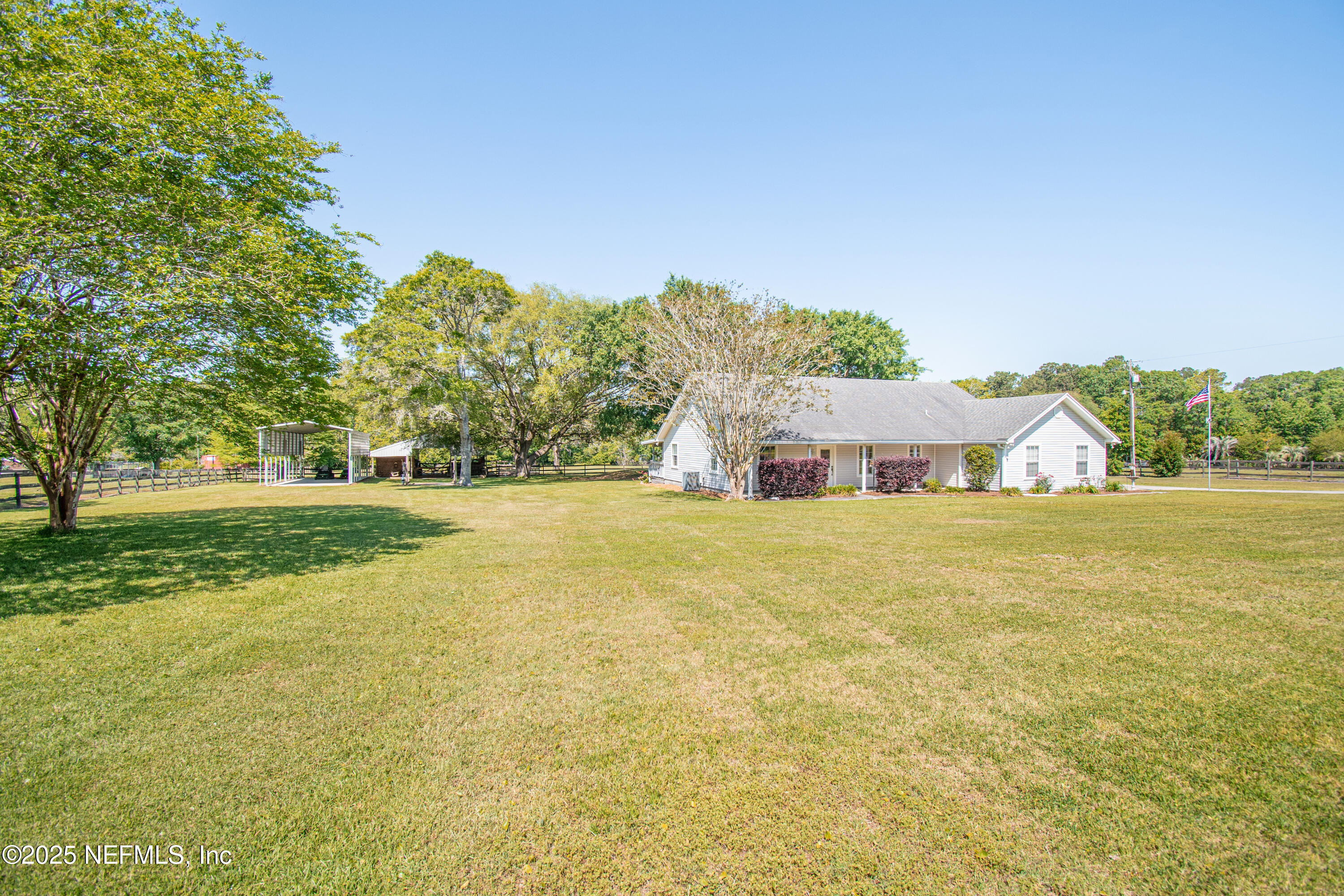 6485 Ray Phillips Road Macclenny, FL 32063 - Photo 2 of 27 a view of an outdoor space and swimming pool