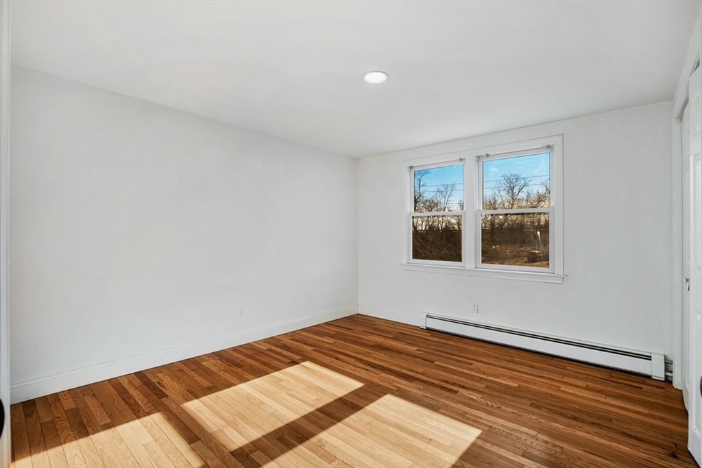 104 Finlay Road Orleans, MA 02653 - Photo 13 of 39 Gallery Image 13