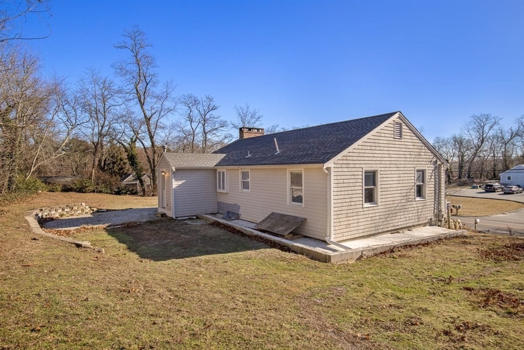 104 Finlay Road Orleans, MA 02653 - Photo 35 of 39 Gallery Image 35