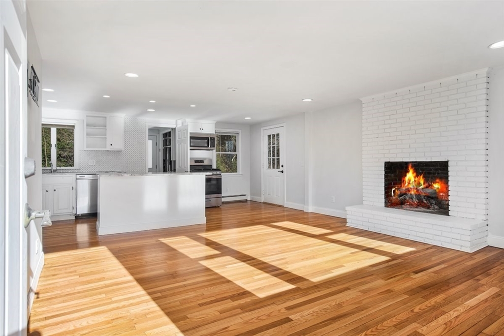 104 Finlay Road Orleans, MA 02653 - Photo 5 of 39 Gallery Image 5