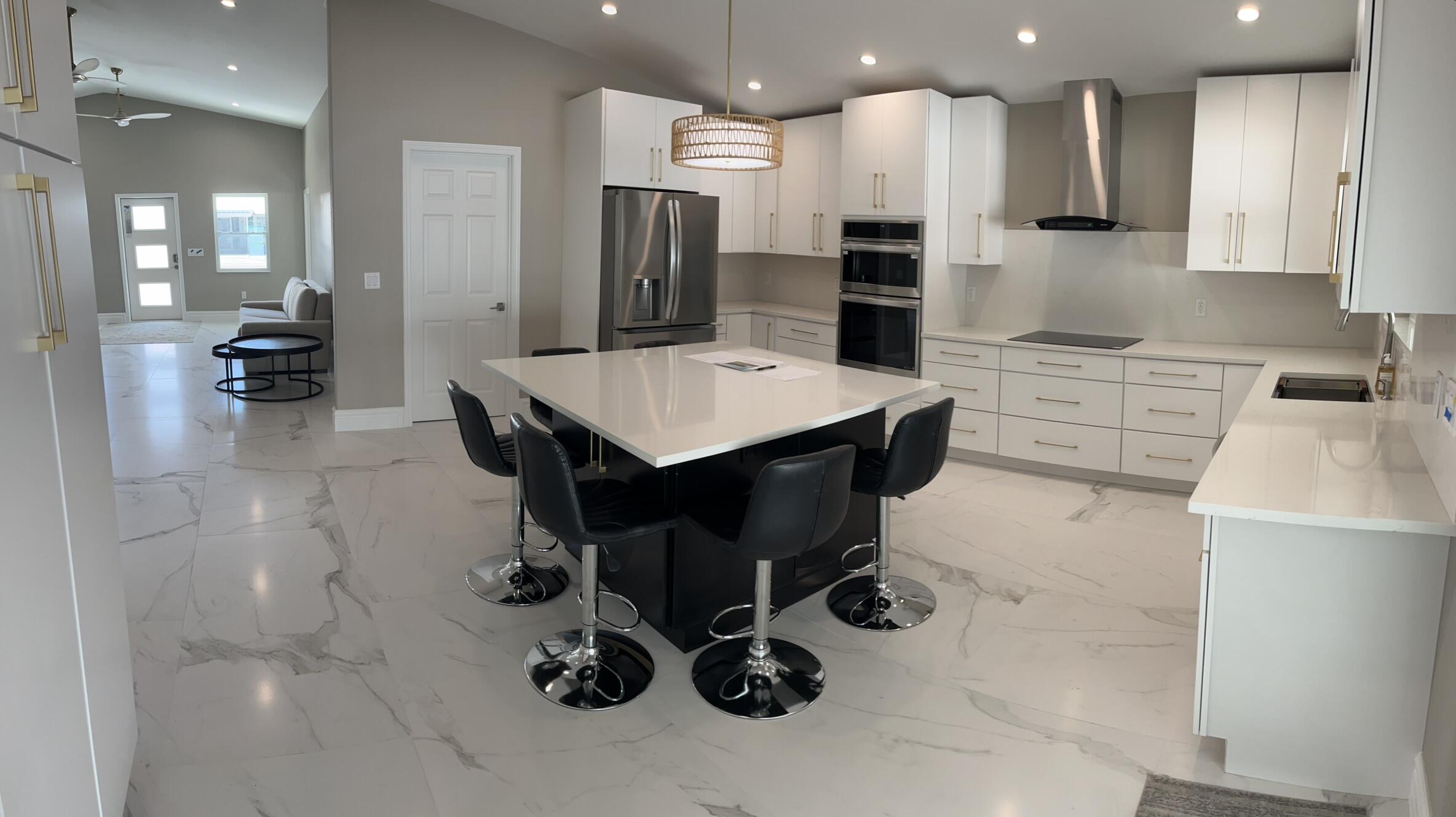 32 Bonefish Avenue Key Largo, FL 33037 - Photo 12 of 34 12) 68257-69a5c5d283119