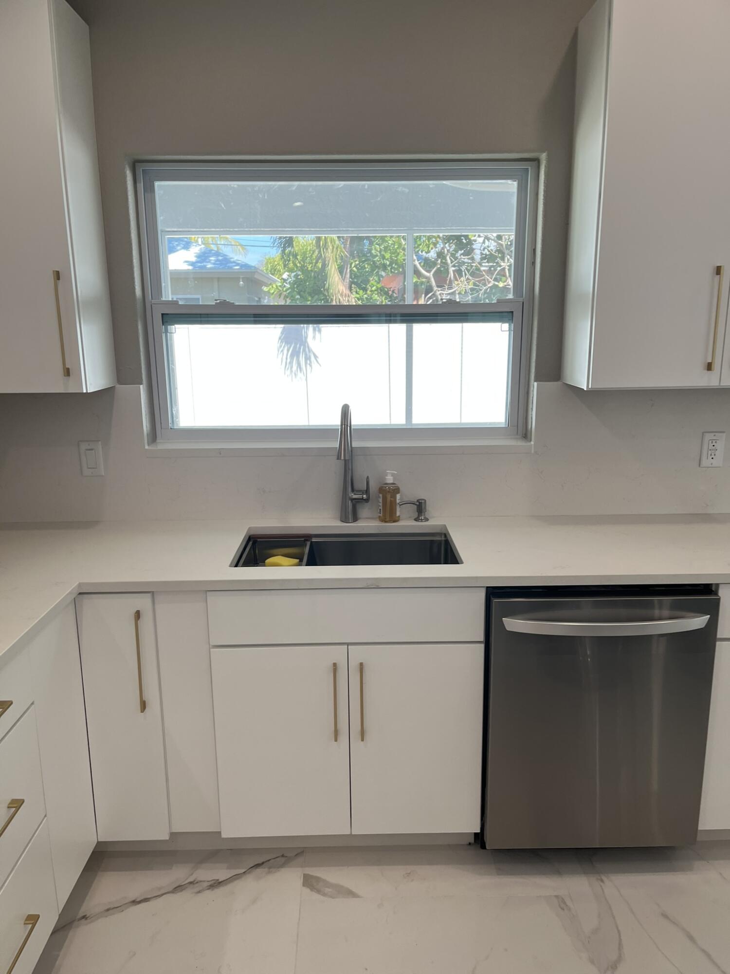 32 Bonefish Avenue Key Largo, FL 33037 - Photo 14 of 34 14) 68257-69a5c5d37a39f