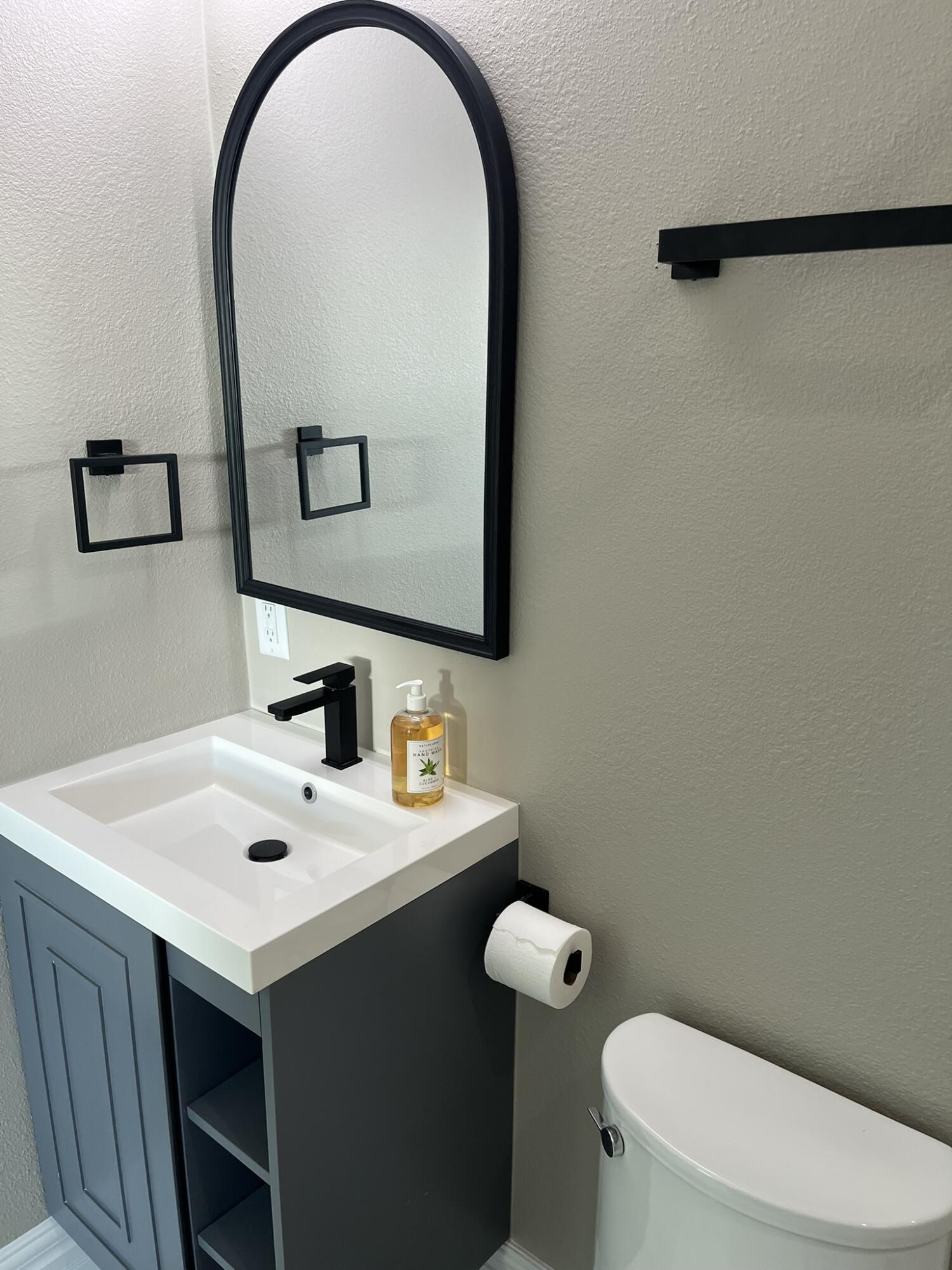 32 Bonefish Avenue Key Largo, FL 33037 - Photo 4 of 34 4) 68257-69a5c5d59b92e