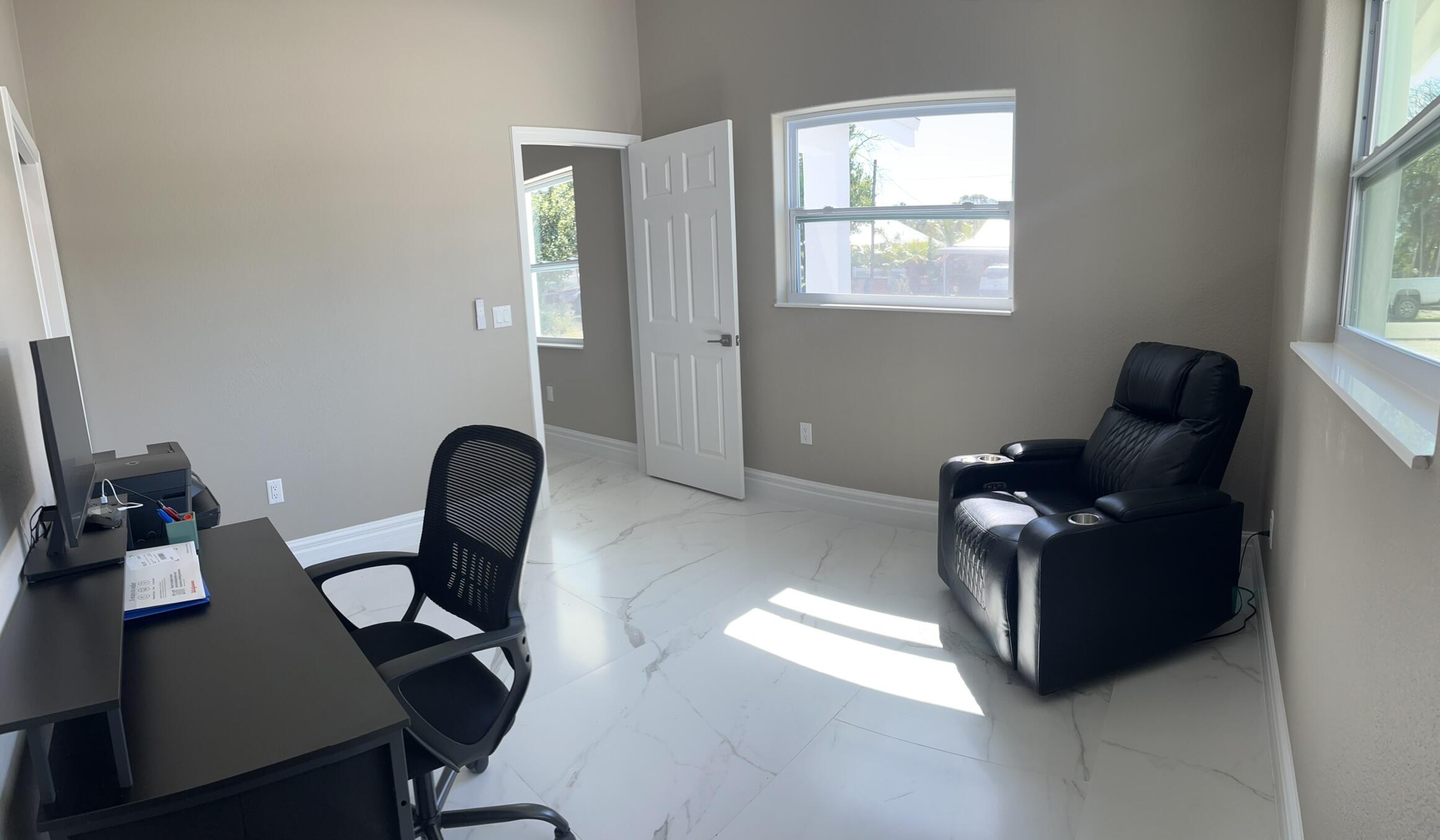 32 Bonefish Avenue Key Largo, FL 33037 - Photo 6 of 34 6) 68257-69a5c5d123159