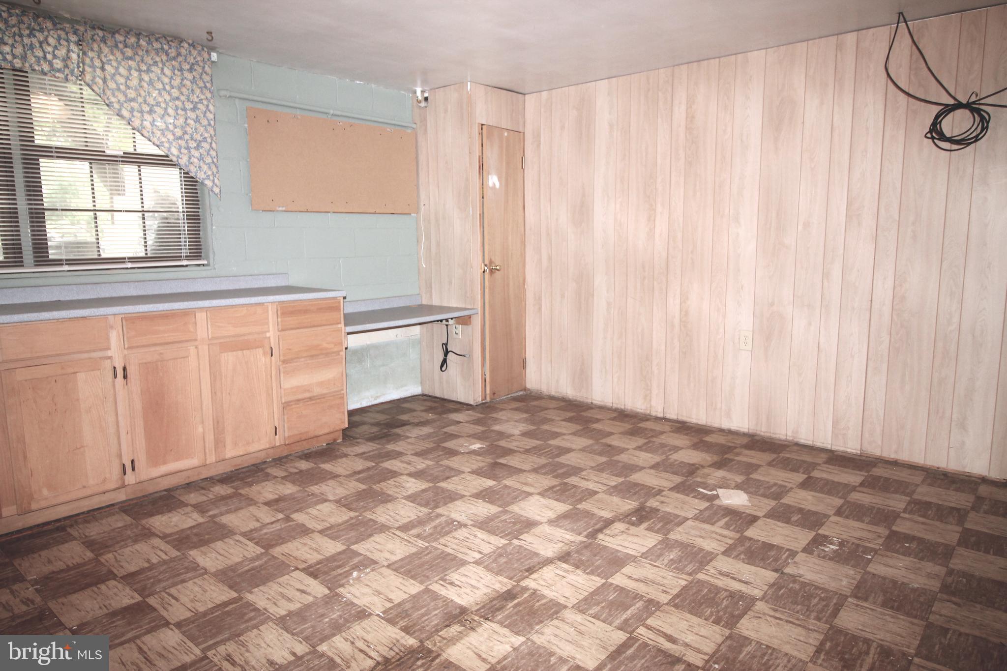 1258 Haverhill Road Baltimore, MD 21229 - Photo 19 of 22 Gallery Image 19