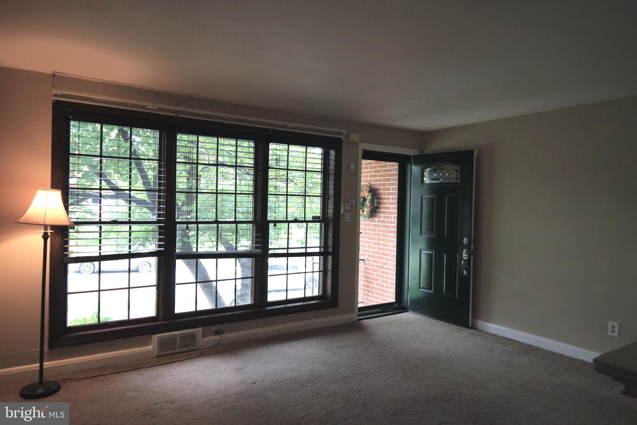 1258 Haverhill Road Baltimore, MD 21229 - Photo 4 of 22 Gallery Image 4