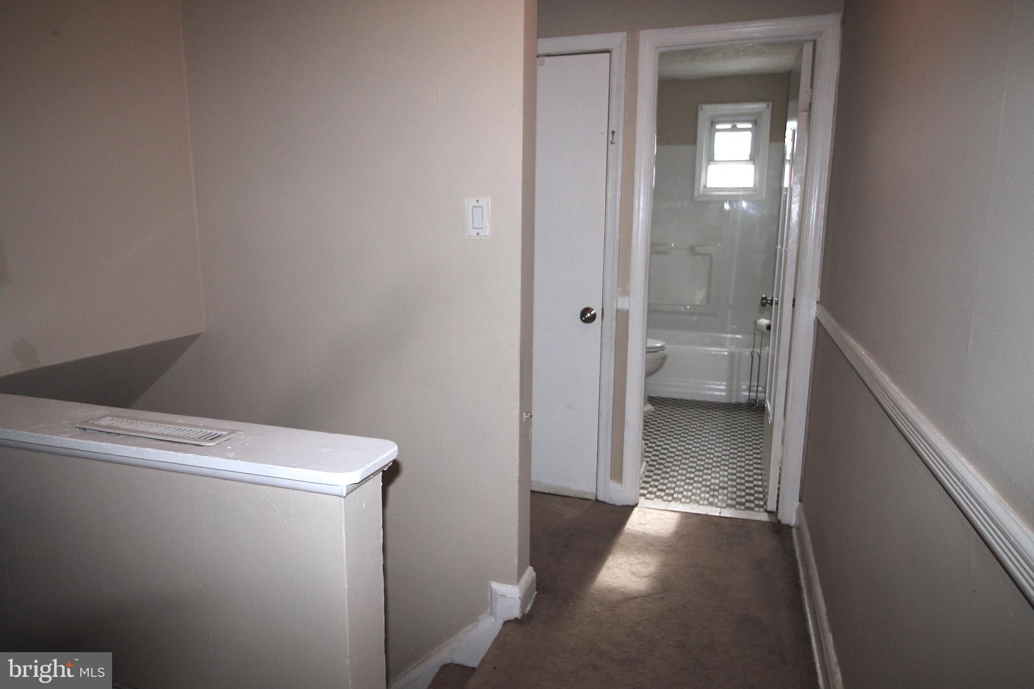 1258 Haverhill Road Baltimore, MD 21229 - Photo 10 of 22 Gallery Image 10