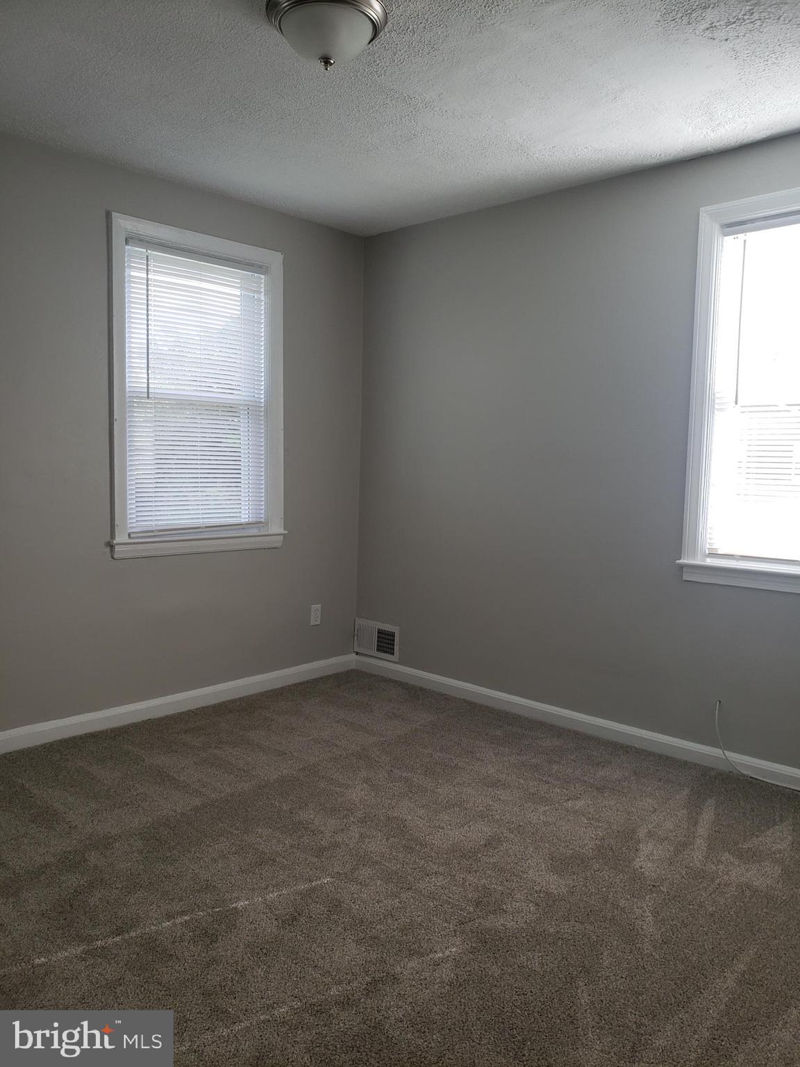 4548 Mountview Road Baltimore, MD 21229 - Photo 20 of 28 Gallery Image 20