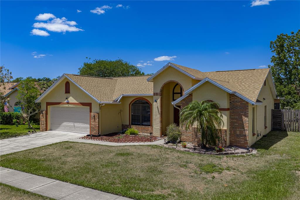 2104 Haydon Court Brandon, FL 33511 - Photo 2 of 92