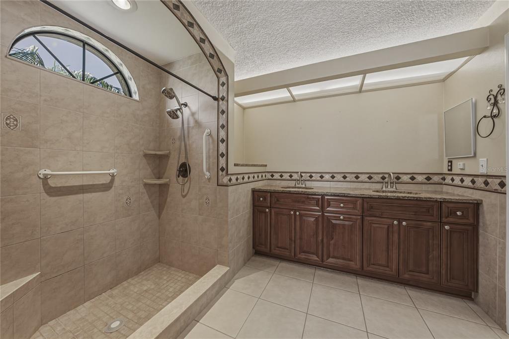 2104 Haydon Court Brandon, FL 33511 - Photo 35 of 92