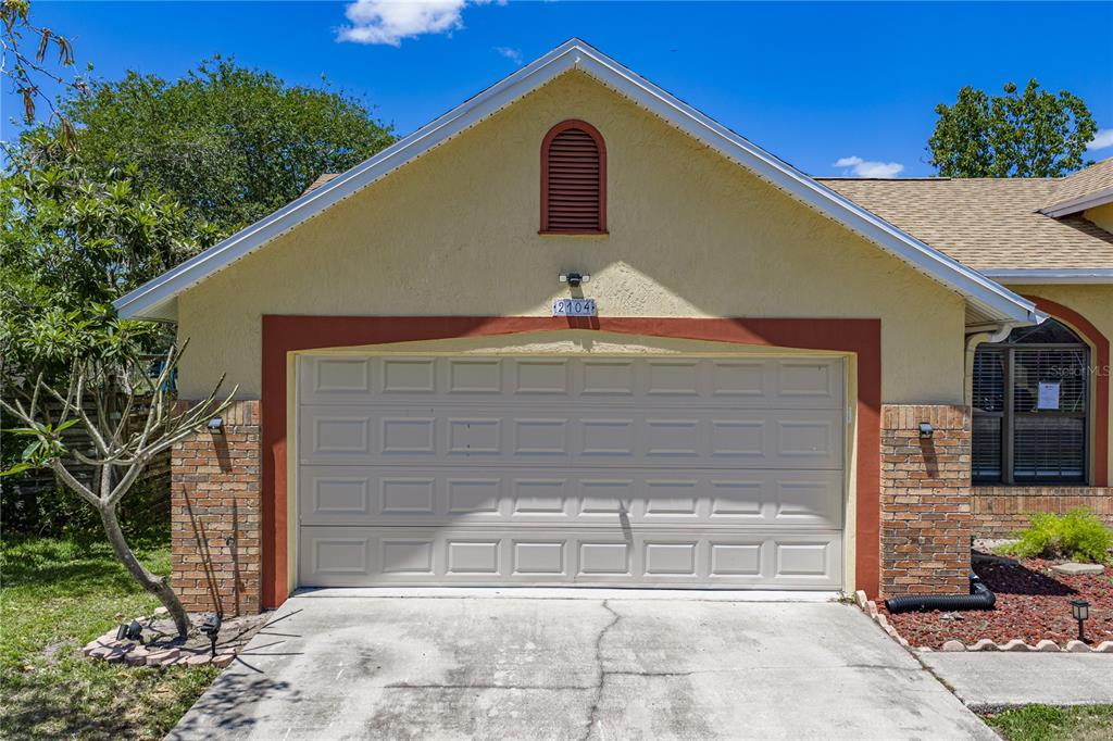 2104 Haydon Court Brandon, FL 33511 - Photo 5 of 92