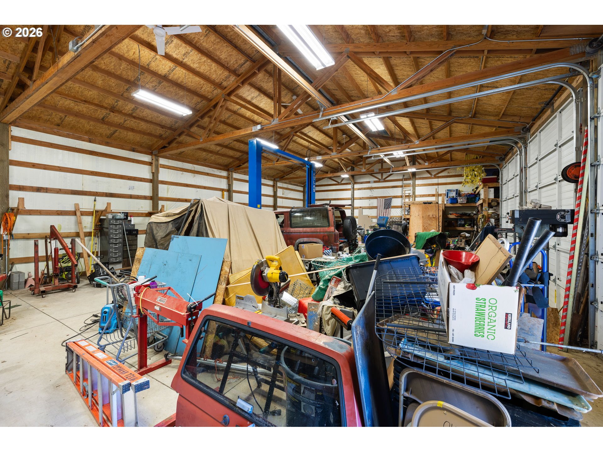 18489 South Ferguson Road Oregon City, OR 97045 - Photo 31 of 39 a view of storage and utility room