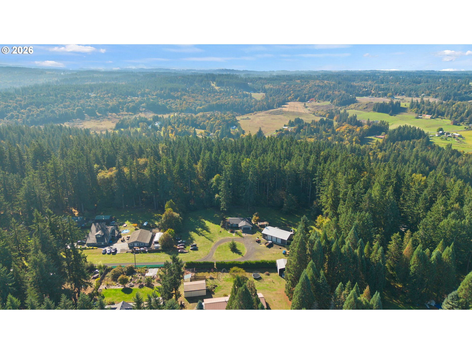 18489 South Ferguson Road Oregon City, OR 97045 - Photo 39 of 39 a view of a lake with a mountain