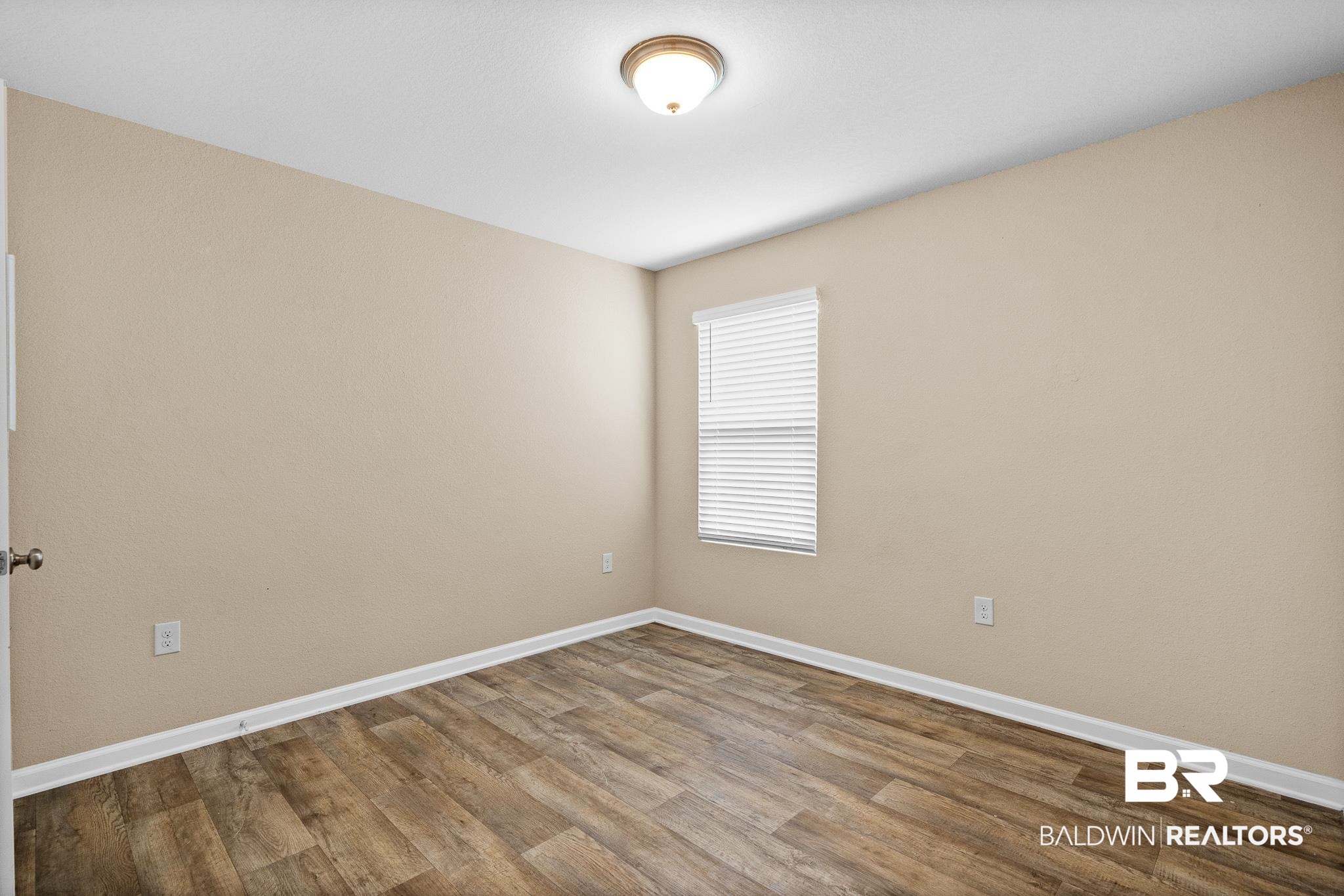 8040 Pickwick Dr. Foley, AL 36535 - Photo 5 of 18