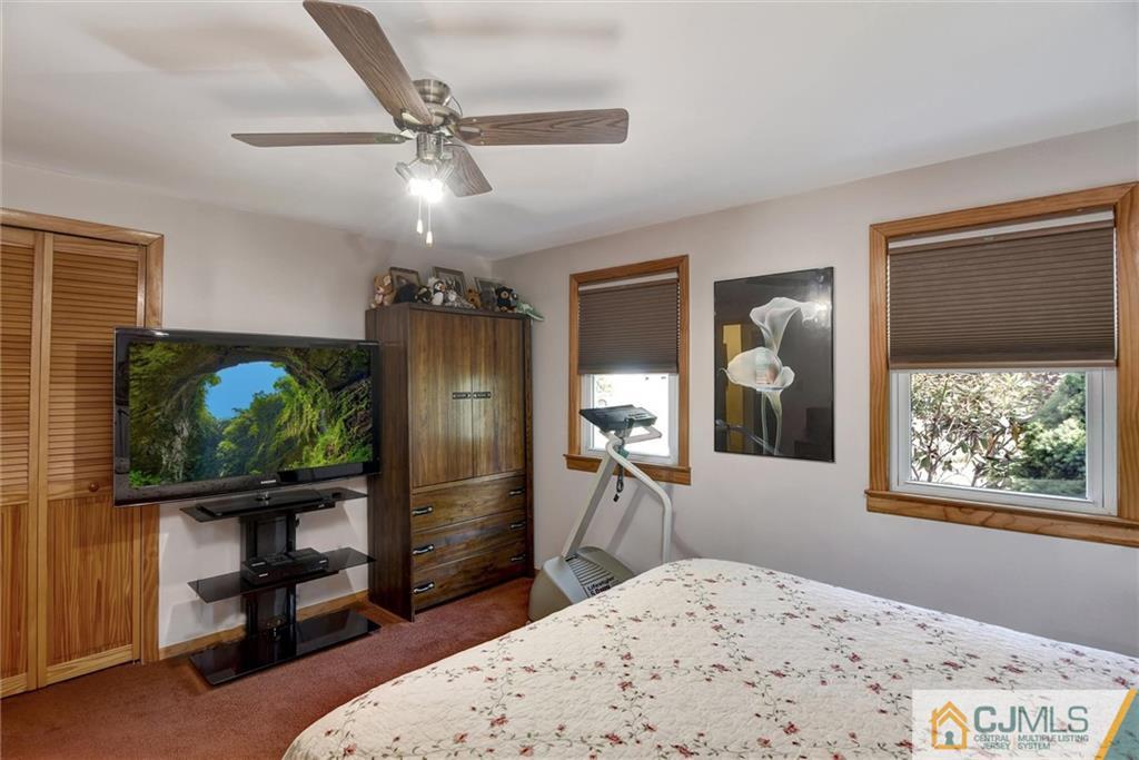 127 Stagecoach Road Millstone Township, NJ 08510 - Photo 13 of 39 Gallery Image 13