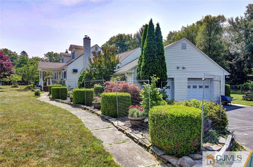 127 Stagecoach Road Millstone Township, NJ 08510 - Photo 28 of 39 Gallery Image 28