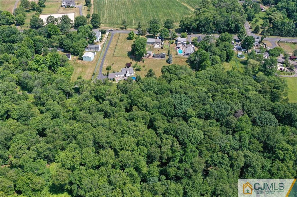 127 Stagecoach Road Millstone Township, NJ 08510 - Photo 37 of 39 Gallery Image 37
