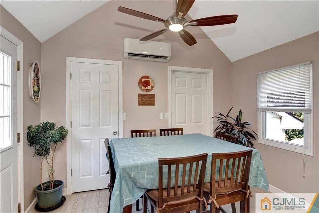127 Stagecoach Road Millstone Township, NJ 08510 - Photo 7 of 39 Gallery Image 7