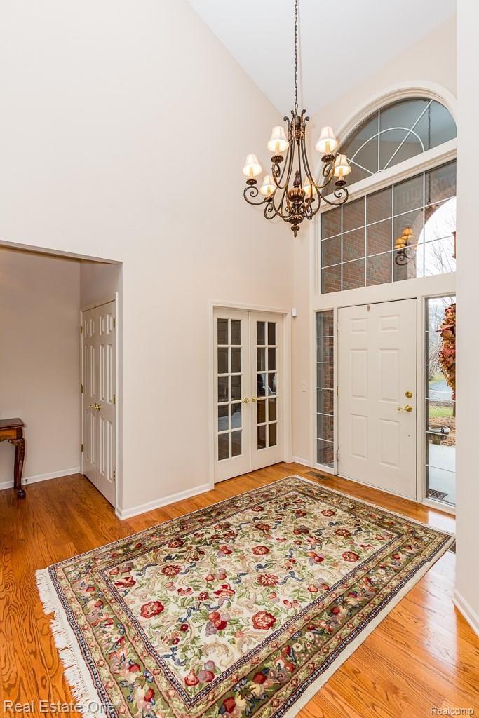 1715 Fox Run Rochester, MI 48306 - Photo 3 of 26 Fox Run-W023.jpg