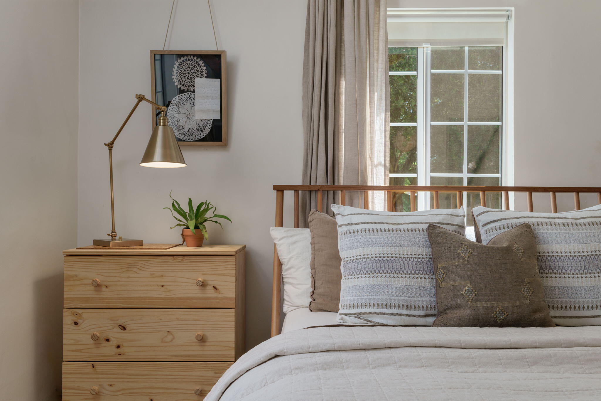 314 West Aliso Street, Unit A Ojai, CA 93023 - Photo 16 of 29 a view of front door and bedroom
