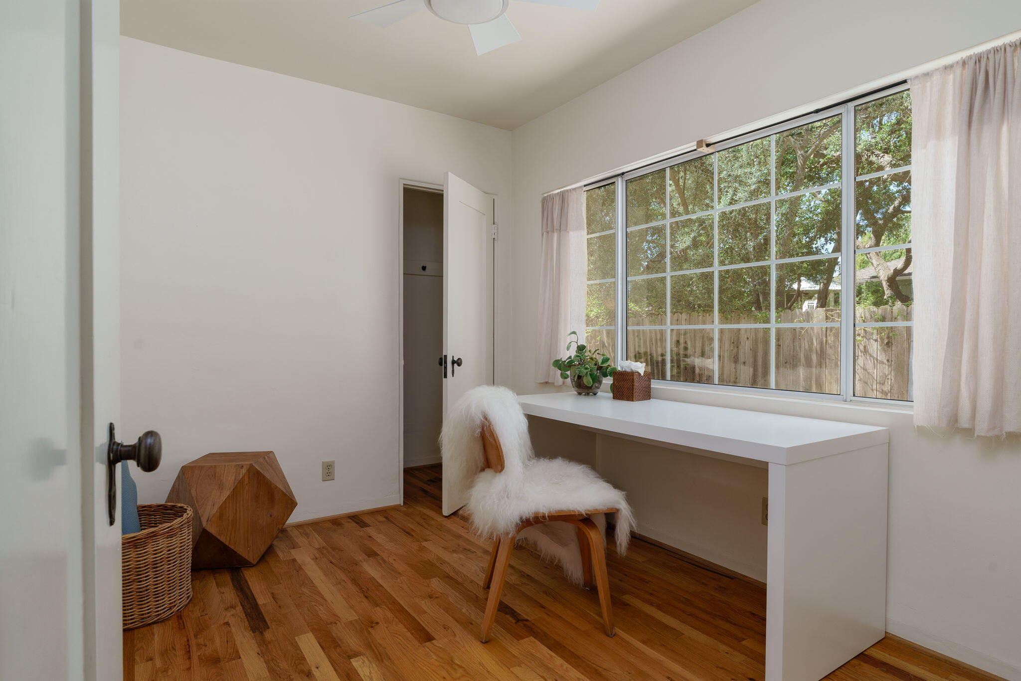 314 West Aliso Street, Unit A Ojai, CA 93023 - Photo 23 of 29 a room with a table chair and a window