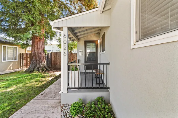 $859,900 | 6026 Sandlin Way, Sacramento, CA 95819