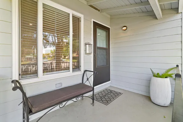 $859,900 | 6026 Sandlin Way, Sacramento, CA 95819