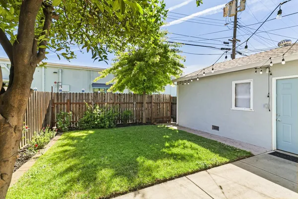 $859,900 | 6026 Sandlin Way, Sacramento, CA 95819