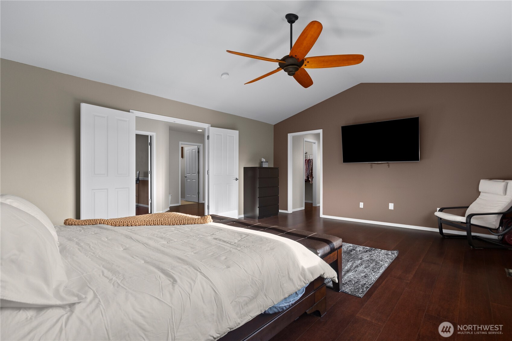 22040 Brier Road Brier, WA 98036 - Photo 20 of 36 Gallery Image 20