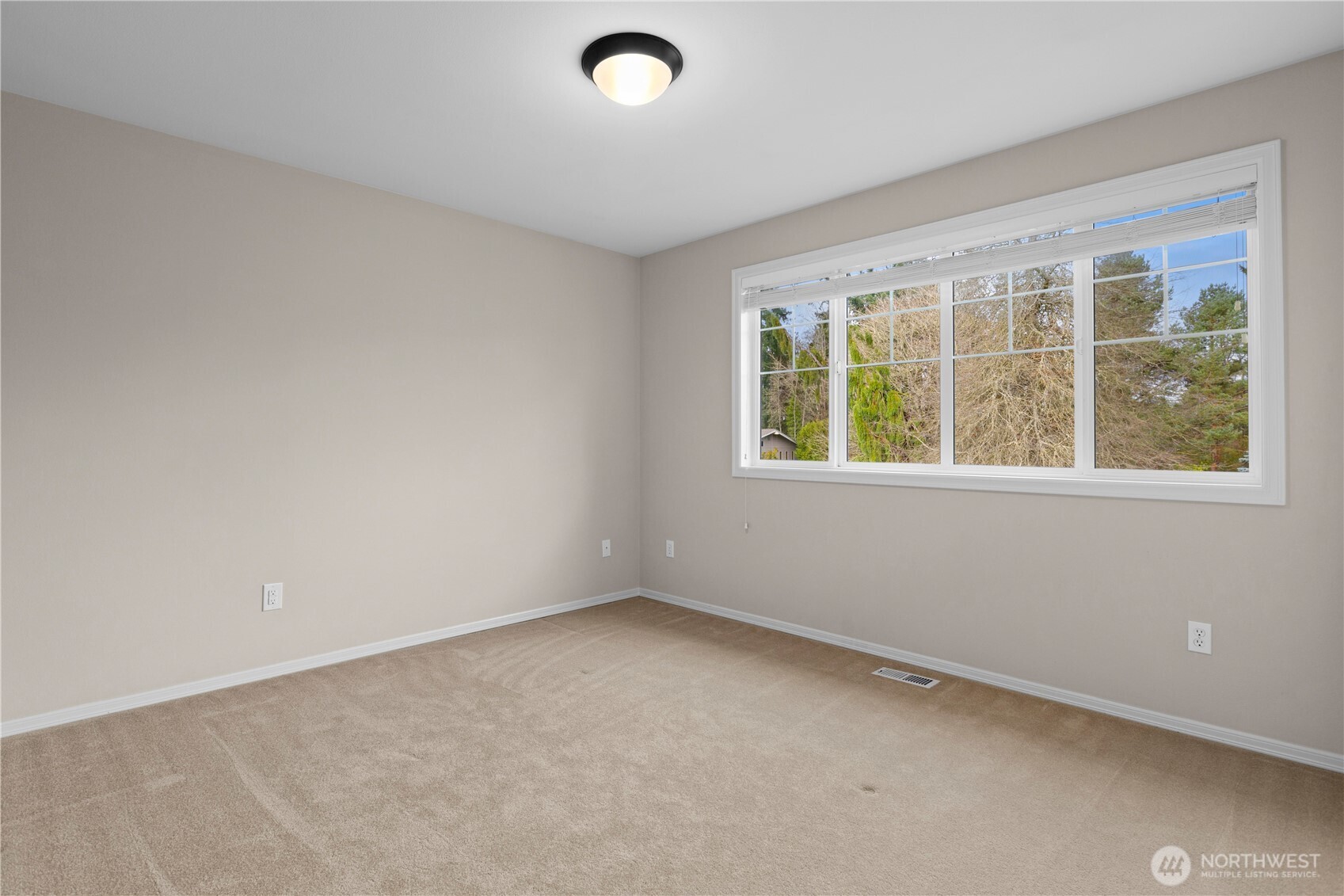 22040 Brier Road Brier, WA 98036 - Photo 25 of 36 Gallery Image 25