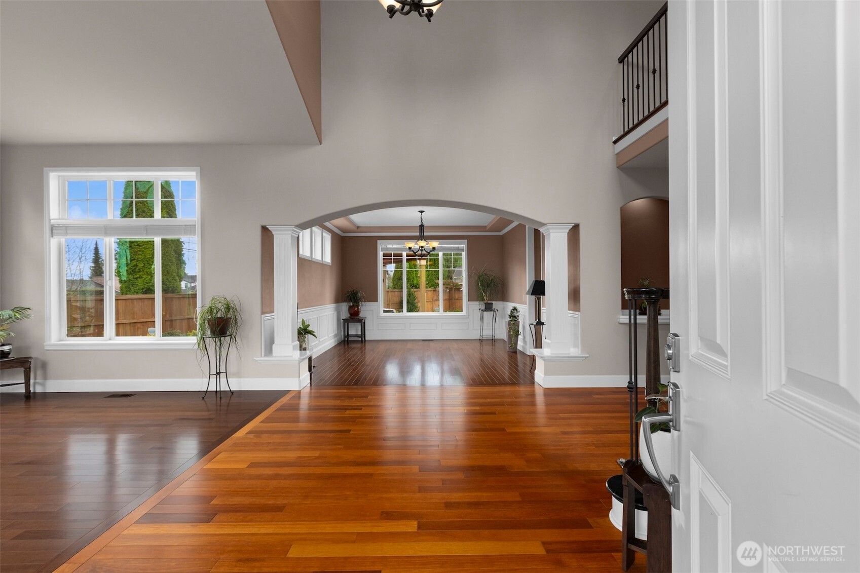 22040 Brier Road Brier, WA 98036 - Photo 4 of 36 Gallery Image 4