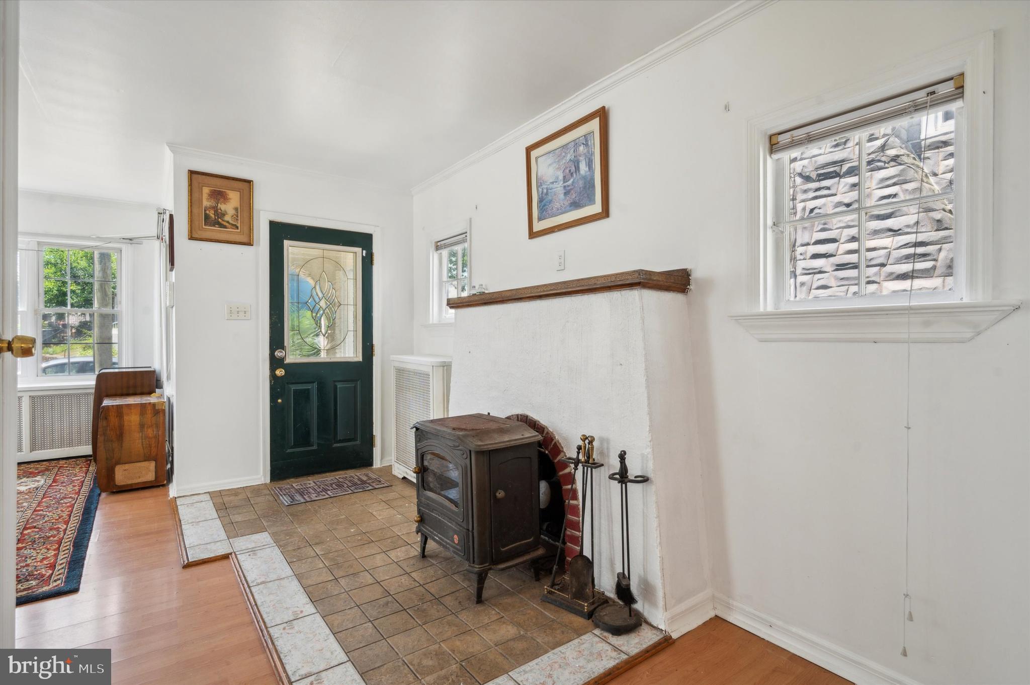 7801 Parkview Road Upper Darby, PA 19082 - Photo 6 of 26