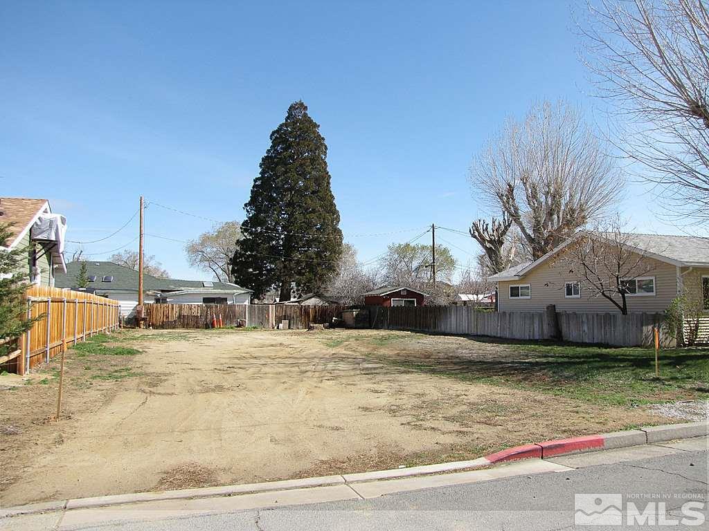 Reed Street, Unit 8 Reno, NV 89512 - Photo 1 of 2 a view of a house with a yard