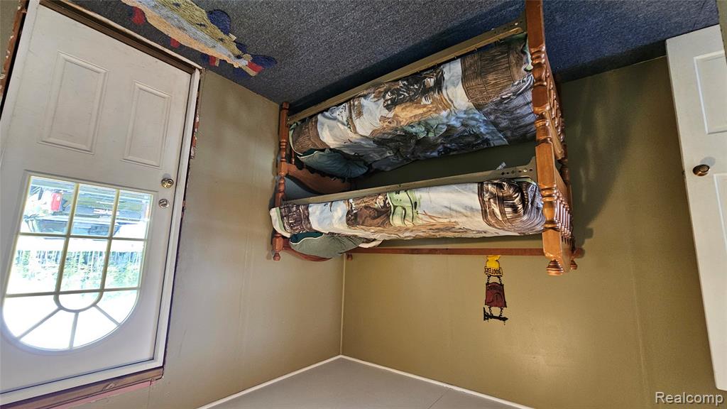 9620 Base Lake Road Pinckney, MI 48169 - Photo 12 of 23 Gallery Image 12