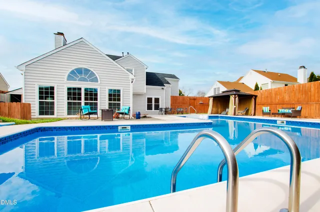 a view of a house with roof deck
