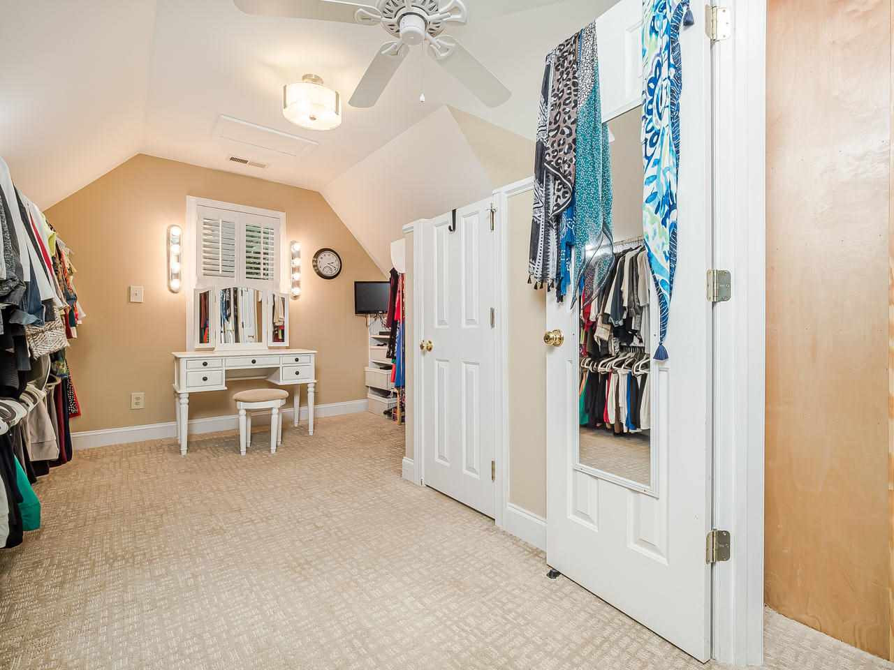 2701 Waterloo Court Raleigh, NC 27613 - Photo 17 of 30 Photo 17