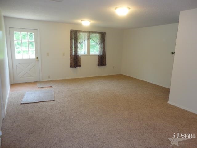 1693 North Etna Road Huntington, IN 46750 - Photo 12 of 18 Gallery Image 12