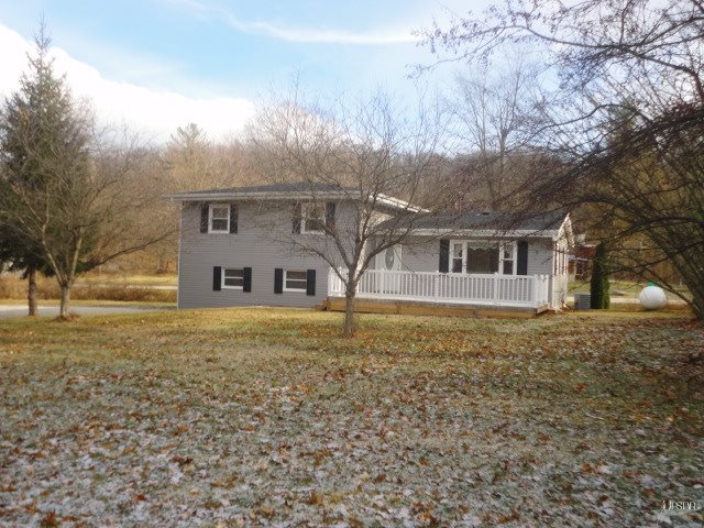 1693 North Etna Road Huntington, IN 46750 - Photo 18 of 18 Gallery Image 18