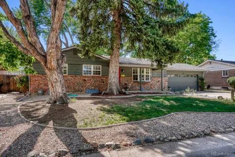 $600,000 | 1743 South Dover Way, Lakewood, CO 80232