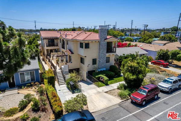 $2,750,000 | 3837 Bentley Avenue, Culver City, CA 90232
