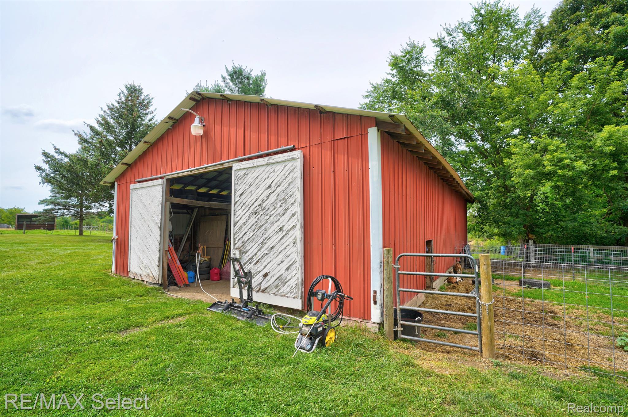 11119 East Stanley Road Davison, MI 48423 - Photo 16 of 44 Gallery Image 16