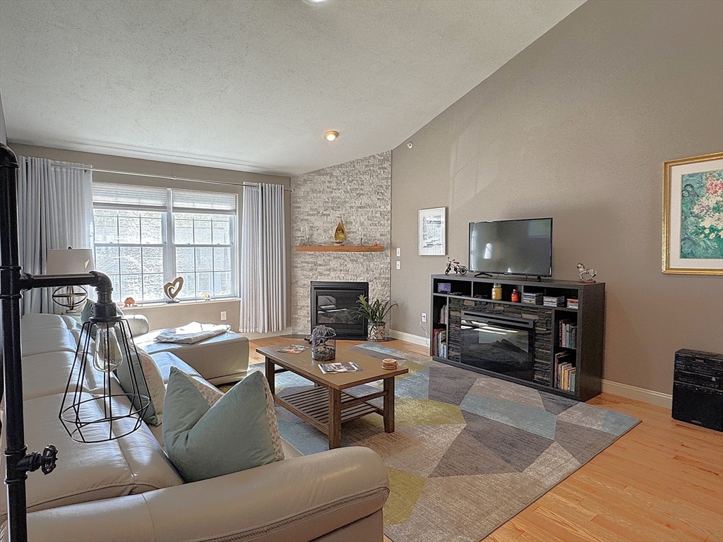 7 Stevens Court, Unit 7 Atkinson, NH 03811 - Photo 1 of 42 Gallery Image 1